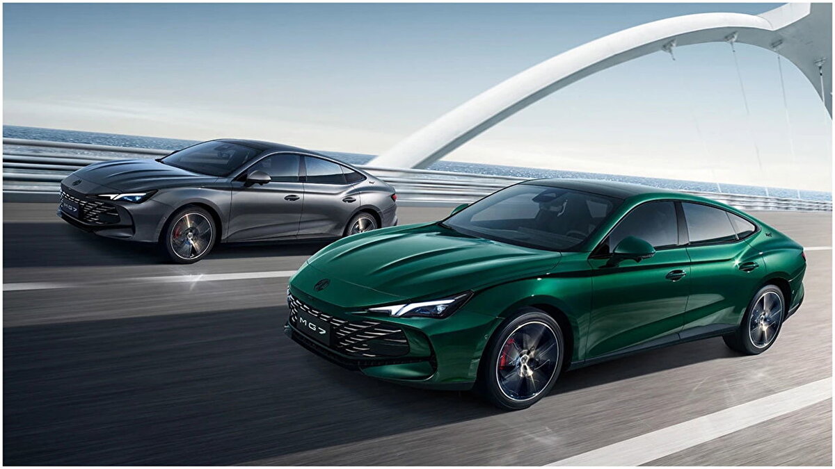 MG7 FİYATLARI<br>MG7 Passion'ın fiyatı lansmana özel 2 milyon 470 bin TL olarak açıklandı.<br>Kullanıcılar, MG7 Excellence’a ise lansmana özel 2.690.000 TL fiyatı ile sahip olabilecek. Ayrıca MG markası toplam değeri 110.000 TL olan opsiyonel donanımları sınırlı bir süre için MG7 sahiplerine hediye edecek. <br>MG7 Excellence Red Edition için anahtar teslim fiyatı DA 2.770.000 TL olarak belirlendi.