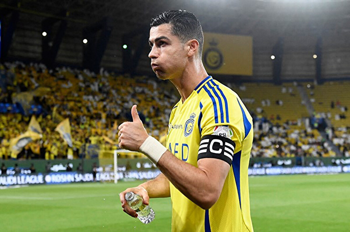 FIFA, Kulüpler Dünya Kupası'nda yer alacak takımlara özel olarak 1-10 Haziran tarihleri arasında üçüncü bir transfer döneminin devreye gireceğini daha önce açıklamıştı.<br>