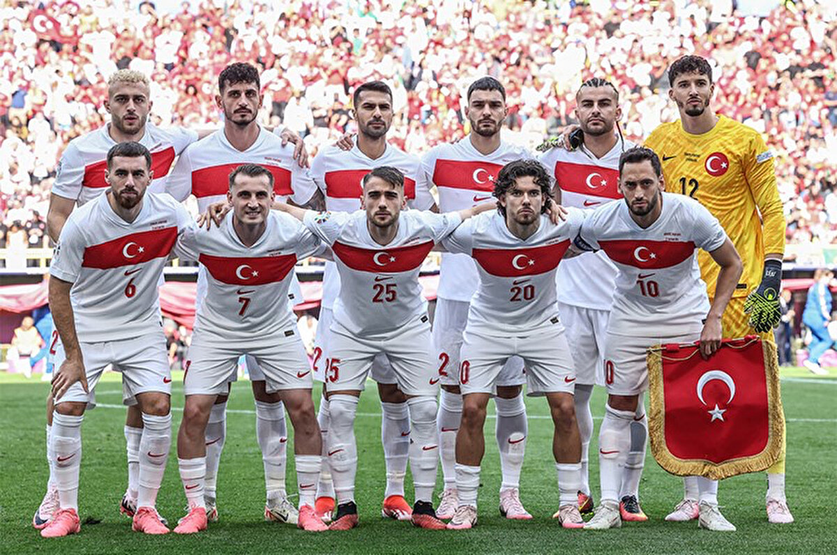 A Milli Takım, 2026 Dünya Kupası'nın ev sahiplerinden Amerika Birleşik Devletleri ve Meksika ile özel maçta karşı karşıya gelecek.<br>