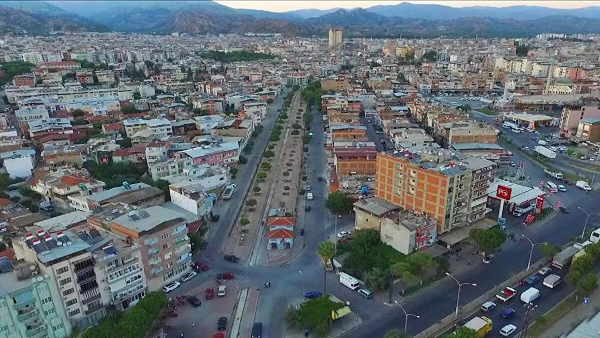 AYDIN NAZİLLİ NÜFUSU 162.074