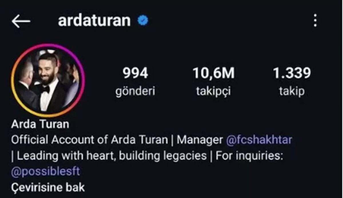 38 yaşındaki teknik adam, Shakhtar Donetsk'in resmi açıklaması sonrası uzun süredir Instagram biyografisinde yazan "Sadece Galatasaray" yazısını kaldırdı.