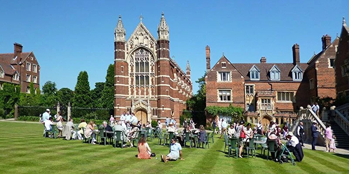 21 - YENİ ZELANDA<br>Nüfusun %30,5’i lisans veya daha yüksek dereceye sahip (1,7 milyon kişi)<br>