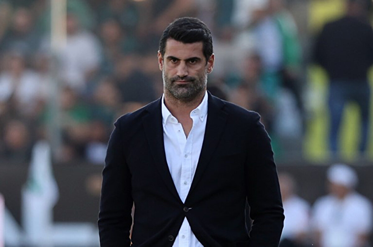 Fenerbahçe'ye Volkan bir gün gelecek ama ne zaman gelecek bunu zaman gösterecek. Bunu hep söylüyorum. Çok istiyorum, Fenerbahçe benim ailem. Ben, Volkan olduysam Fenerbahçe sayesinde oldum.<br>