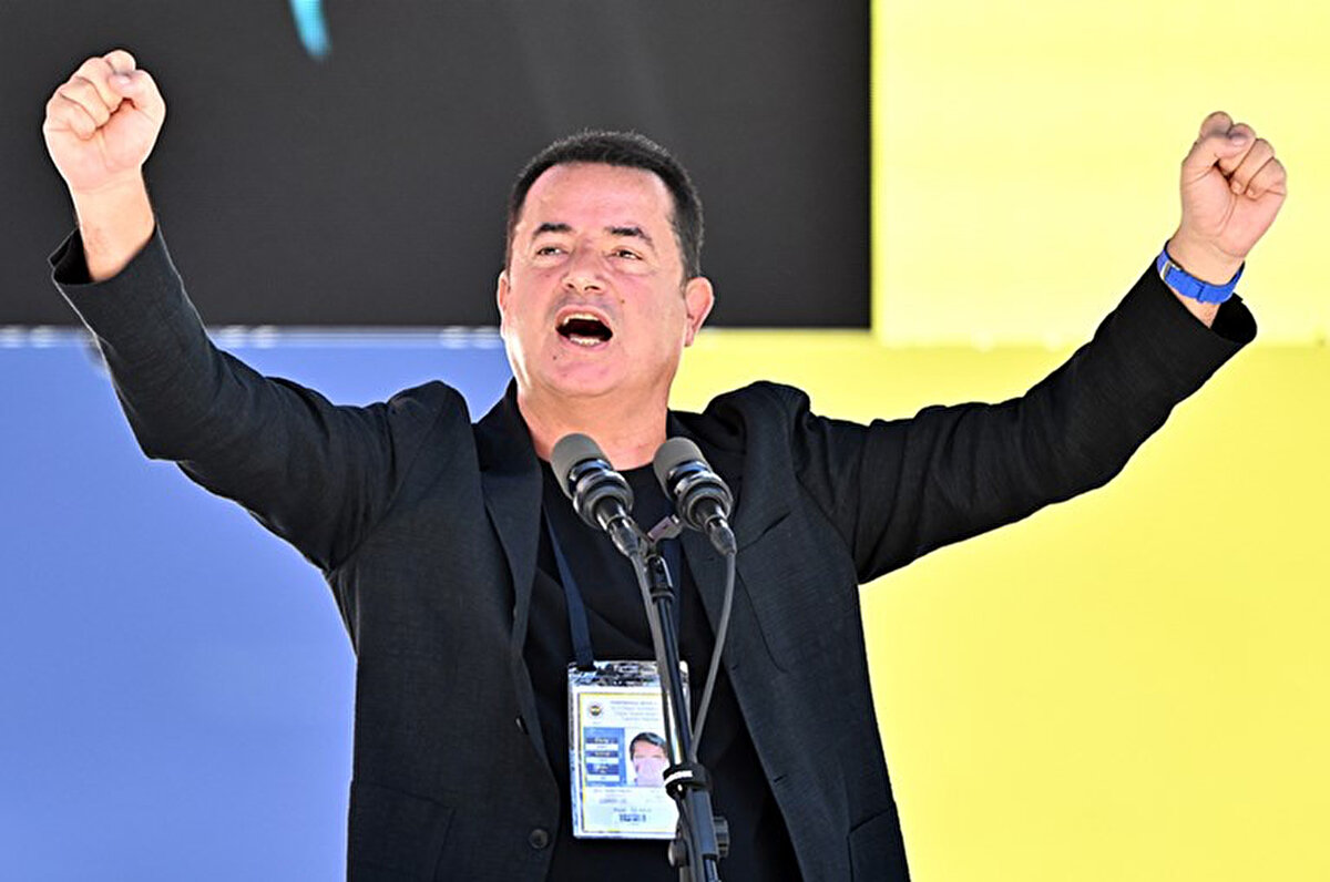 Ali Koç seçim için eylül ayını işaret ederken, imza kampanyası yürüten kongre üyeleri seçimi erkene çekmek için bastırıyor.<br>