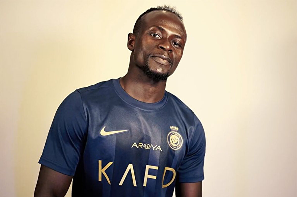 33 yaşındaki Sadio Mane bu sezon tüm kulvarlarda 47 maça çıkıp 4033 dakika sahada kaldı ve 18 gol, 14 asistlik skor katkısı verdi.