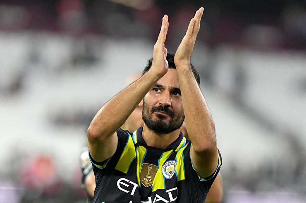 Son pürüzlerin de giderilmesi durumunda İlkay Gündoğan'ın Galatasaray ile 2 yıllık sözleşme imzalayacağı iddia edildi.<br>