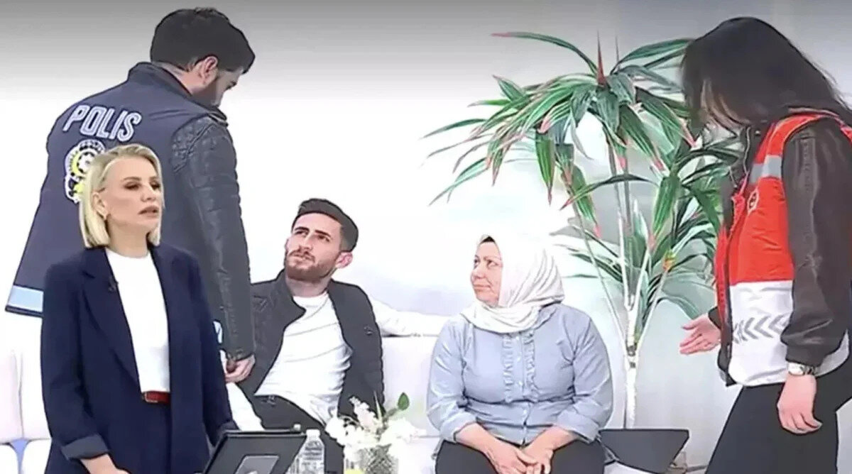 Savunmalarında gönül ilişkisi yaşadıklarını kabul eden sanıklar Güldane Ş. ve Cuma D, suçlamaları reddetti.<br><br>Mağdur D.Ş. beyanında, sanık Cuma D. ile geçen yıl nişanlandığını söyledi. Sonrasında Cuma D'nin kendisini her zaman dövdüğünü ve tehdit ettiğini iddia eden D.Ş, sanık annesi Güldane Ş'nin ise kendisine şiddet uygulamadığını ifade etti.