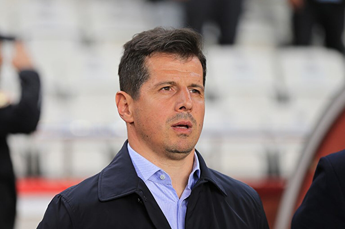 En iyi takım arkadaşını da açıklayan Belözoğlu, “Kalite olarak kesinlikle ‘Fenomen’ Ronaldo derim. Zanetti de çok iyiydi. Recoba gibi potansiyel süperstarlar da vardı takımda” dedi.<br>