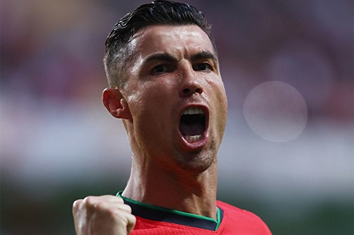 Bu sezon tüm kulvarlarda 41 maça çıkıp 3547 dakika süre alan Cristiano Ronaldo, 35 gol ve 4 asistlik skor katkısı verdi.