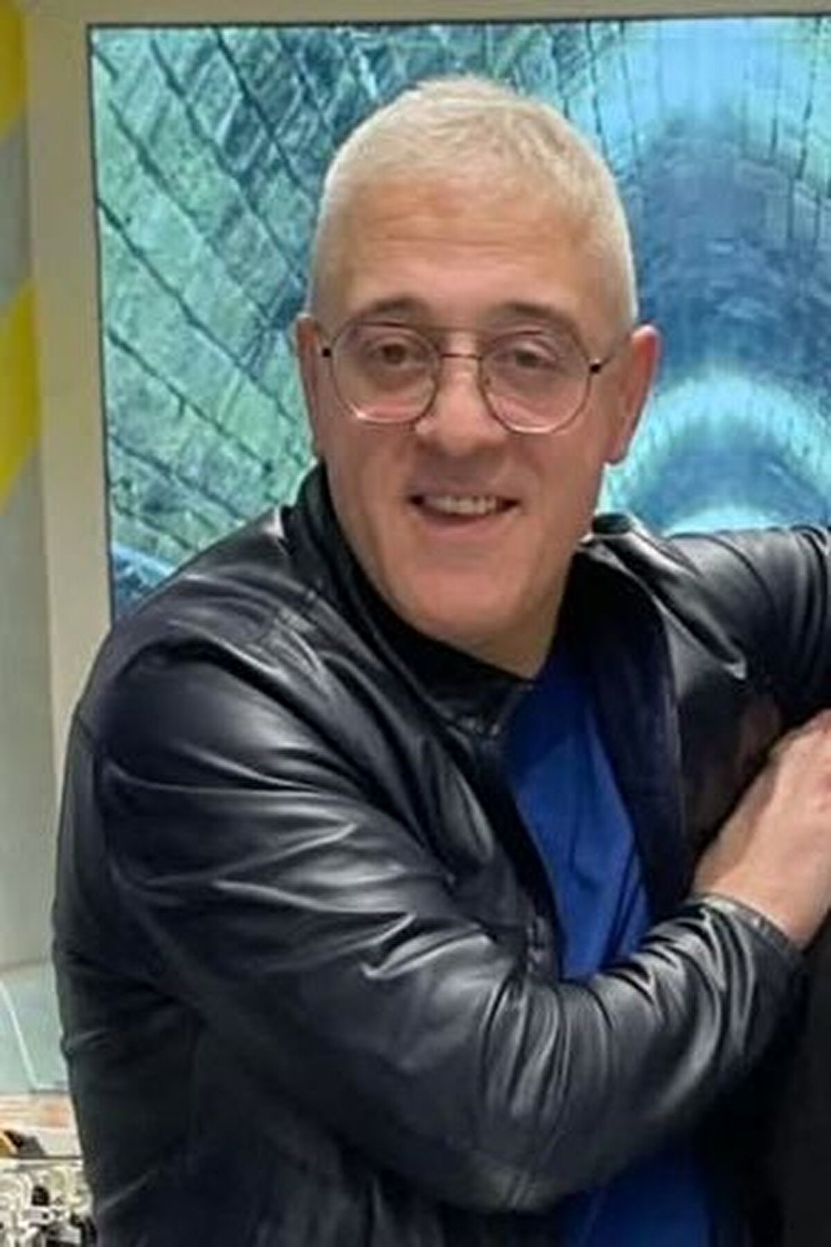 ’Seni vuracağım’ dedi. ’Kalk konuşalım’ dedim. Berber örtüsünün altından silahı çıkardığını gördüm. Tam bana doğru döneceğini anlayınca o anlık panikle ateş ettim. Barış silah çekip horozu kaldırmamış olsaydı kesinlikle belimden silahımı çıkarmayacaktım. Bir anlık panikle beni vurabileceği endişesi ile ateş ettim.