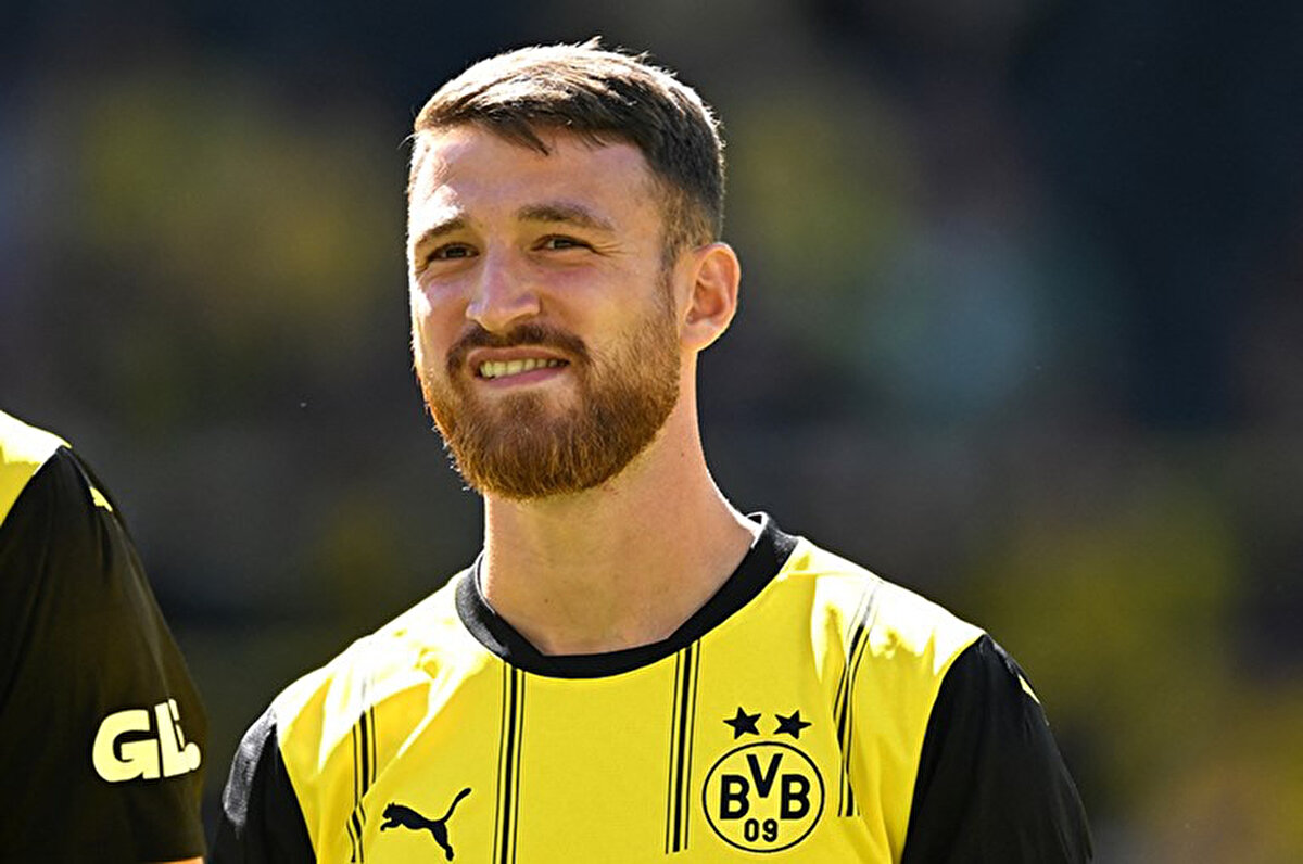 Dortmund'un gurbetçi oyuncu için 3-4 milyon Euro seviyesinde bonservis geliri beklentisi olduğu öğrenildi. <br>