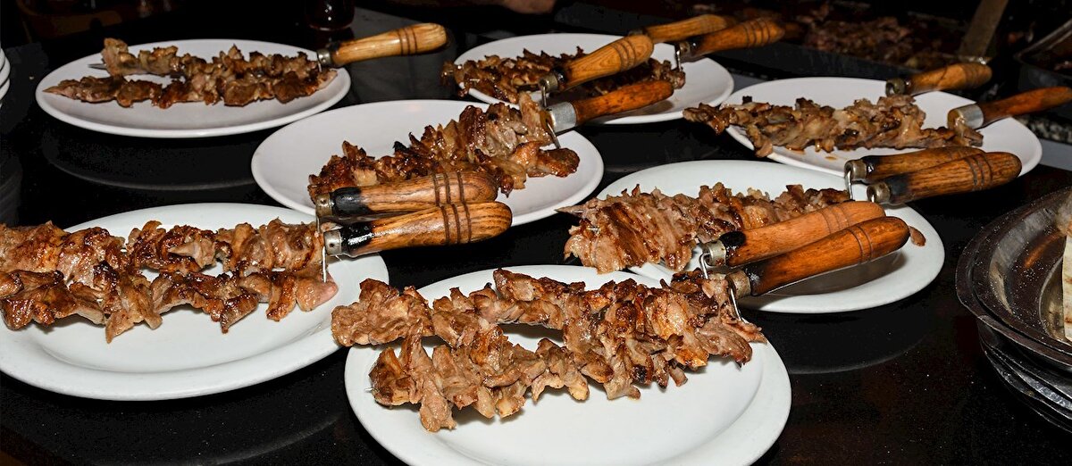 9. Cağ kebabı - Türkiye