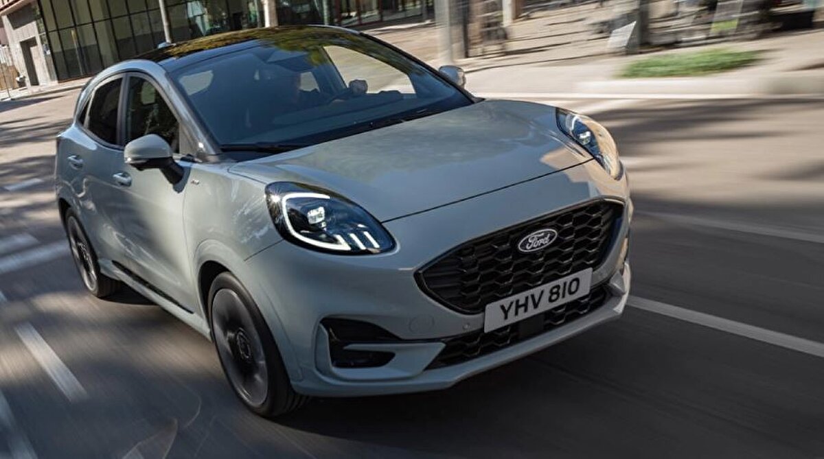 Ford Puma 1.0 Titanium manuel<br><br>1 milyon 514 bin 600 TL