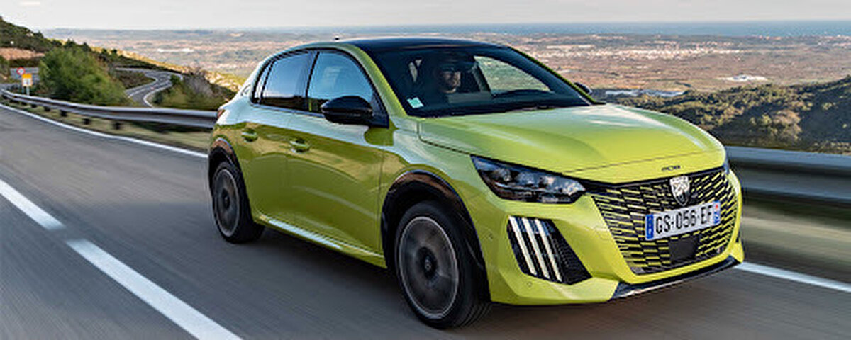 Peugeot E-208 GT 100kW-<br><br> 1 milyon 632 bin TL