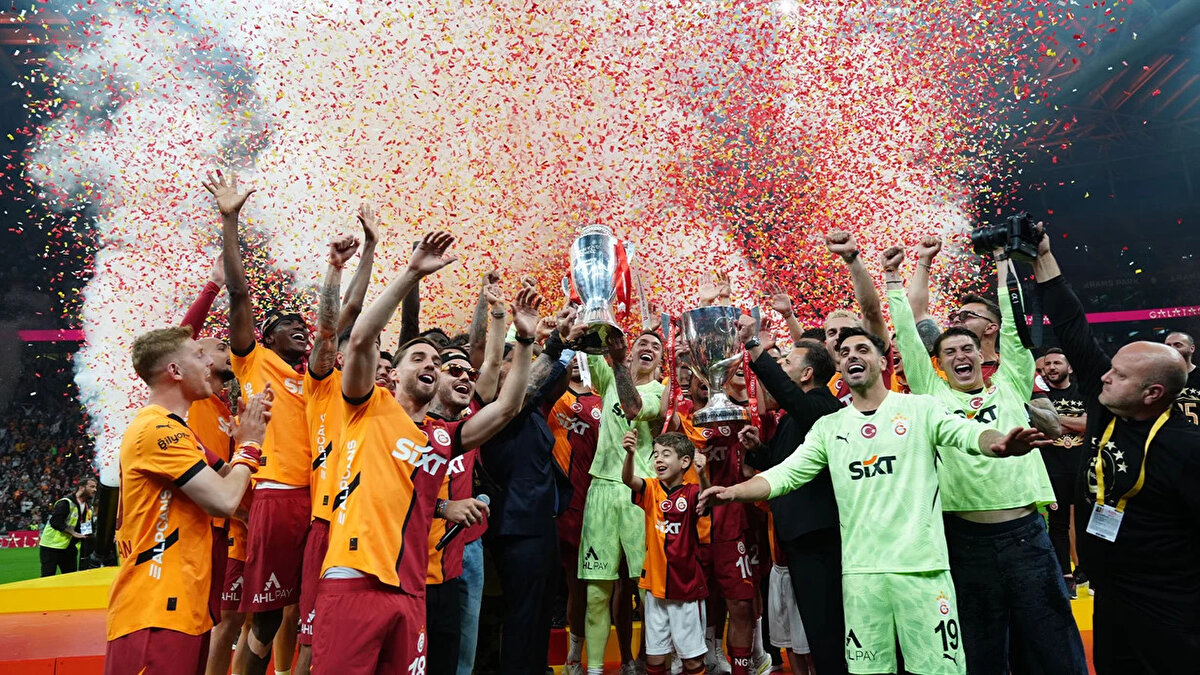 Peki hangi futbolcu hangi şarkı ile çıktı? İşte yanıtı: