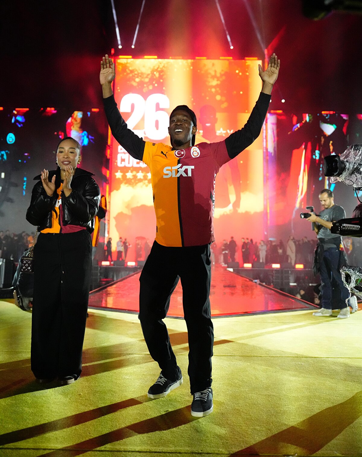 Carlos Cuesta<br><br>Degenere