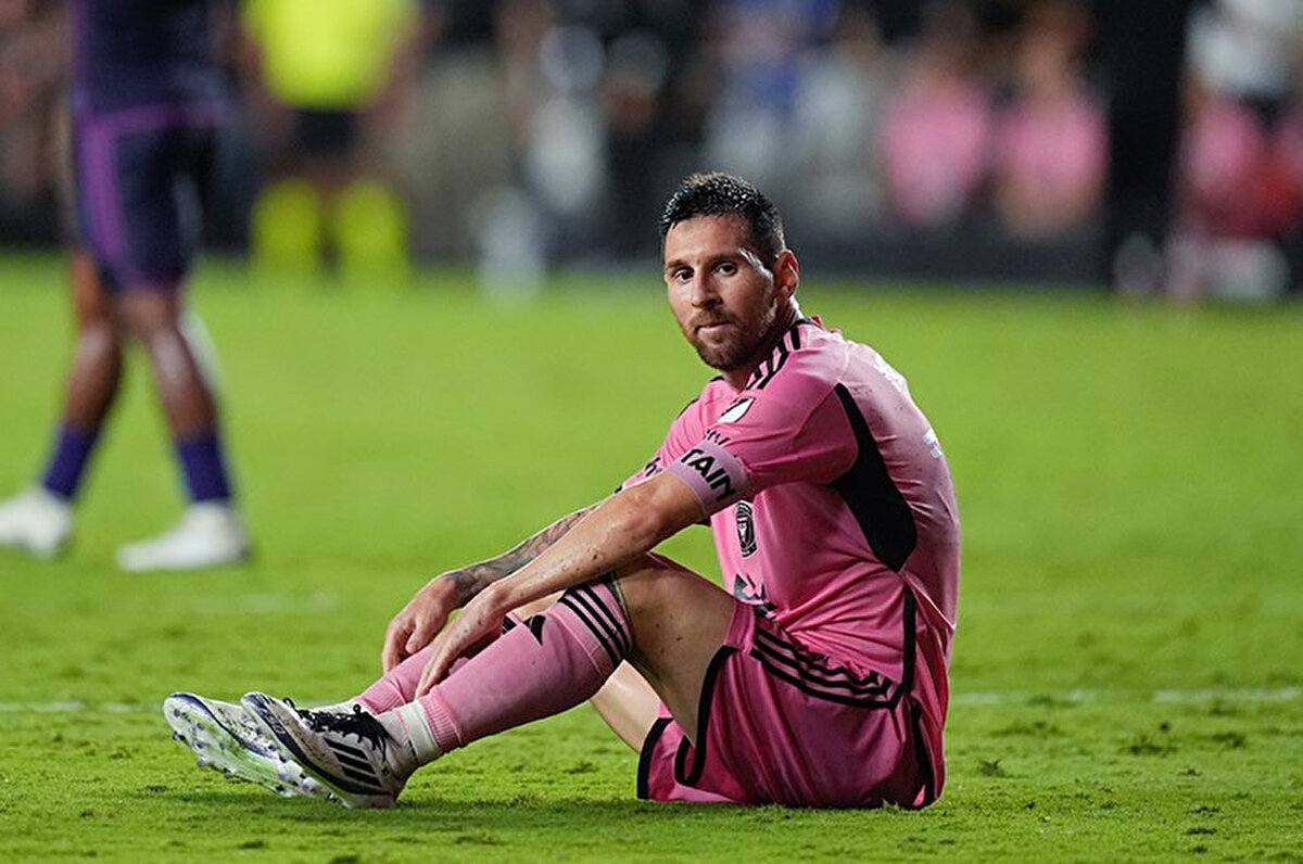 37 yaşındaki futbolcu için hangi takımların devrede olduğu bilinmiyor, ancak bu haber futbolseverleri heyecanlandırmaya yetti.<br>