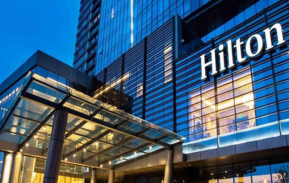 Bundan sonraki hedeflerimiz içinde de ilk etapta Pamukkale’ye ki şu anda değerinin çok altında dünya segmentinde, Pamukkale’ye büyük bir otel projemiz var, arsası alındı, projesi hazırlandı şu anda son izinler bekleniyor. Umuyoruz önümüzdeki yıl yatırıma başlanacak, Hilton markası ilk defa uluslararası lüks bir marka Pamukkale’ye gelecek. Pamukkale’nin tanıtımına çok büyük katkı sağlayacak.