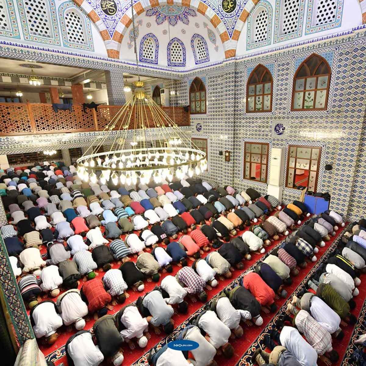 Gümüşhane: 05:27<br>Hakkari: 05:17<br>Hatay: 05:51<br>Iğdır: 05:10