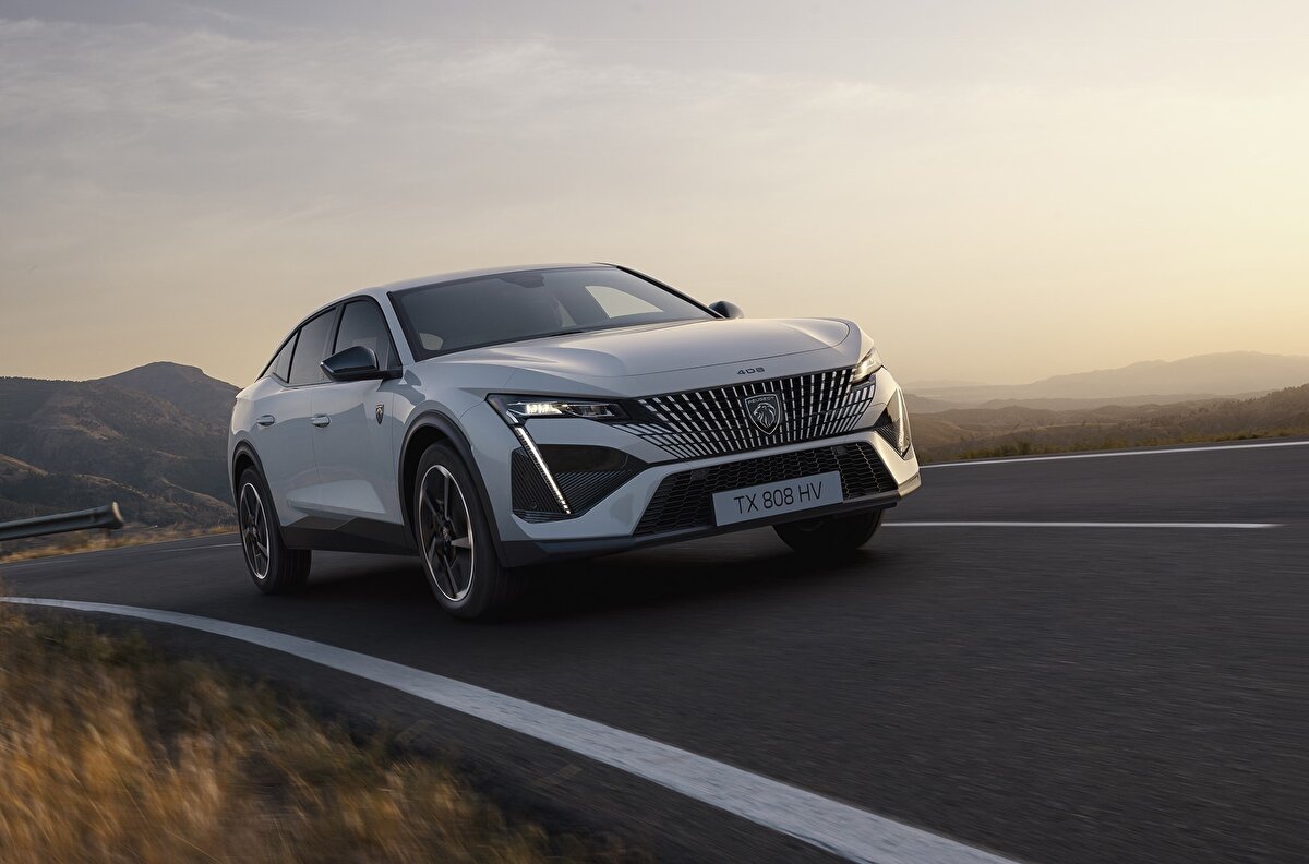 408 ALLURE 1.2 PureTech 130hp EAT8: 2.049.000 TL<br><br>408 GT 1.2 PureTech 130hp EAT8: 2.516.500 TL