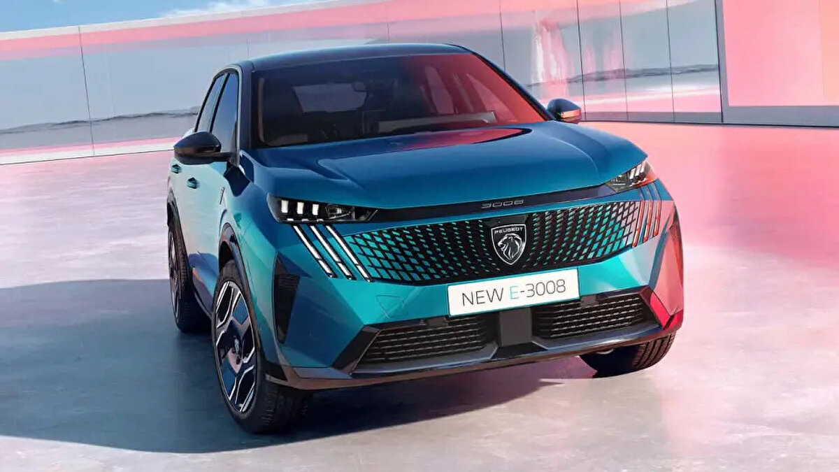 Yeni E-3008 Allure 157kW (210hp)*: 1.910.000 TL<br><br>Yeni E-3008 GT 157kW (210hp): 2.768.500 TL