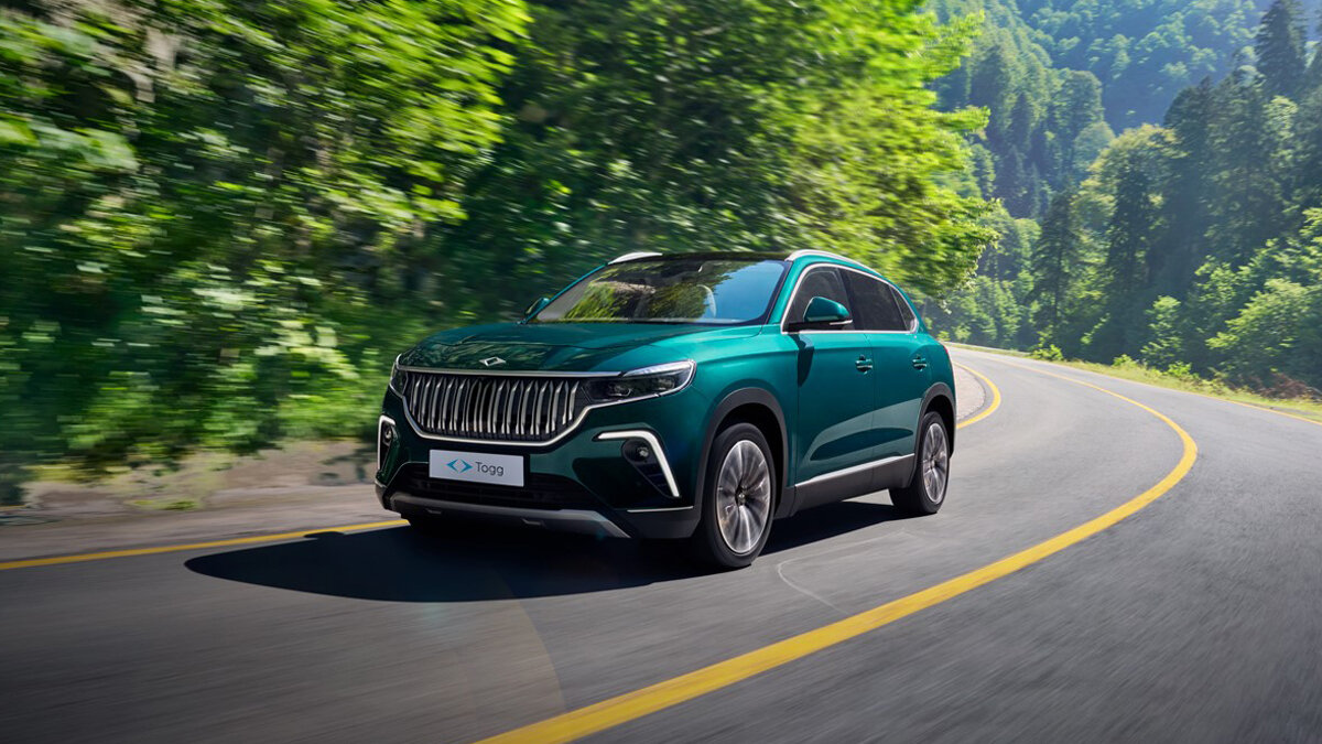 Zirvede Togg T10X var<br><br>Türkiye'nin yerli otomobili Togg tarafından üretilen T10X modeli Mayıs ayında toplam 3 bin 678 satışla zirveye oturdu. İşte 2025 Mayıs ayı ile birlikte Türkiye'de en çok satan elektrikli otomobilleri: