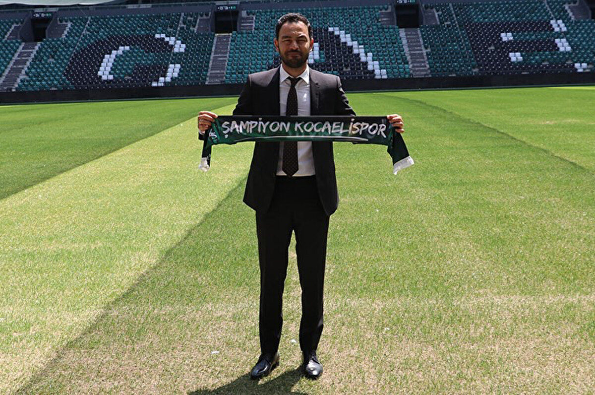 Takımı hep beraber yukarı taşımaya çalışacaklarını anlatan İnan, "Ne olursa olsun sahada her şeyini veren, mücadele eden takım göreceksiniz. Onun sözünü verebilirim. Her şey bizim için inşallah iyi olur, hayırlı olur. Hep beraber de bunun altından kalkacağımızı düşünüyorum." ifadelerini kullandı.<br>