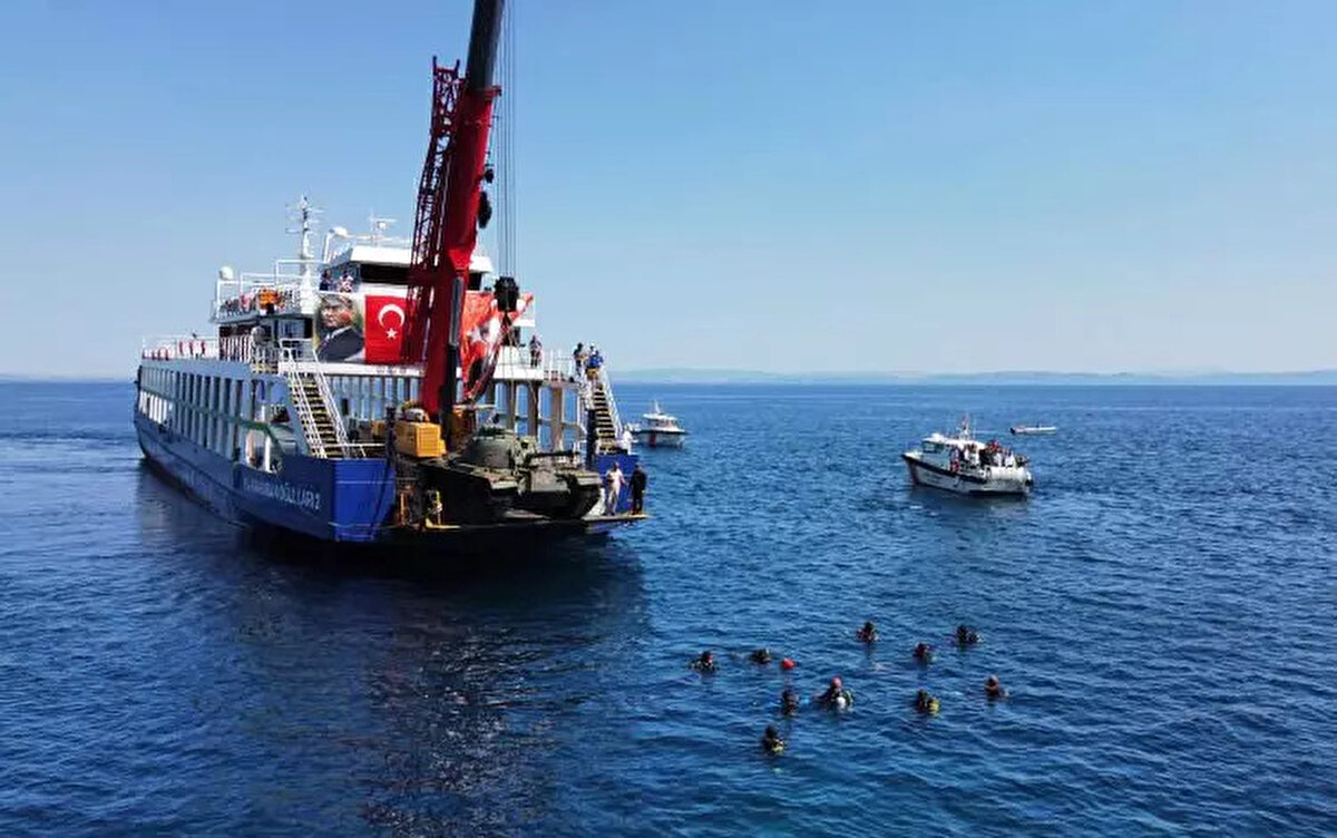 Ve yine buradaki dalış kulüplerimizle ilgili olarak da burada malumunuz çok kötü koşullarda bu hizmeti veriyorlar. <br><br>Onlarla ilgili de bir çalışma başlattık. Geçen sene idari prosedürlerden dolayı yetiştiremedik. 