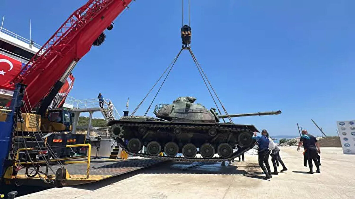 Burada bulunan taş binayı yaptırdık ve Edirne’mize çok güzel bir bina ve restoran ve diğer alanlarda kullanılmak amacıyla, çok amaçlı kullanmak amacıyla, bu binayı restore ettirdik. <br><br>