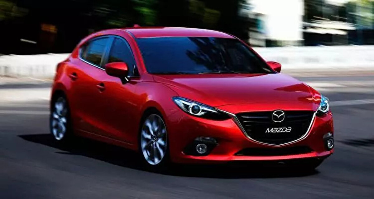 MAZDA 3  |  6 MİLYON<br><br> <br><br>2003 |  Japonya