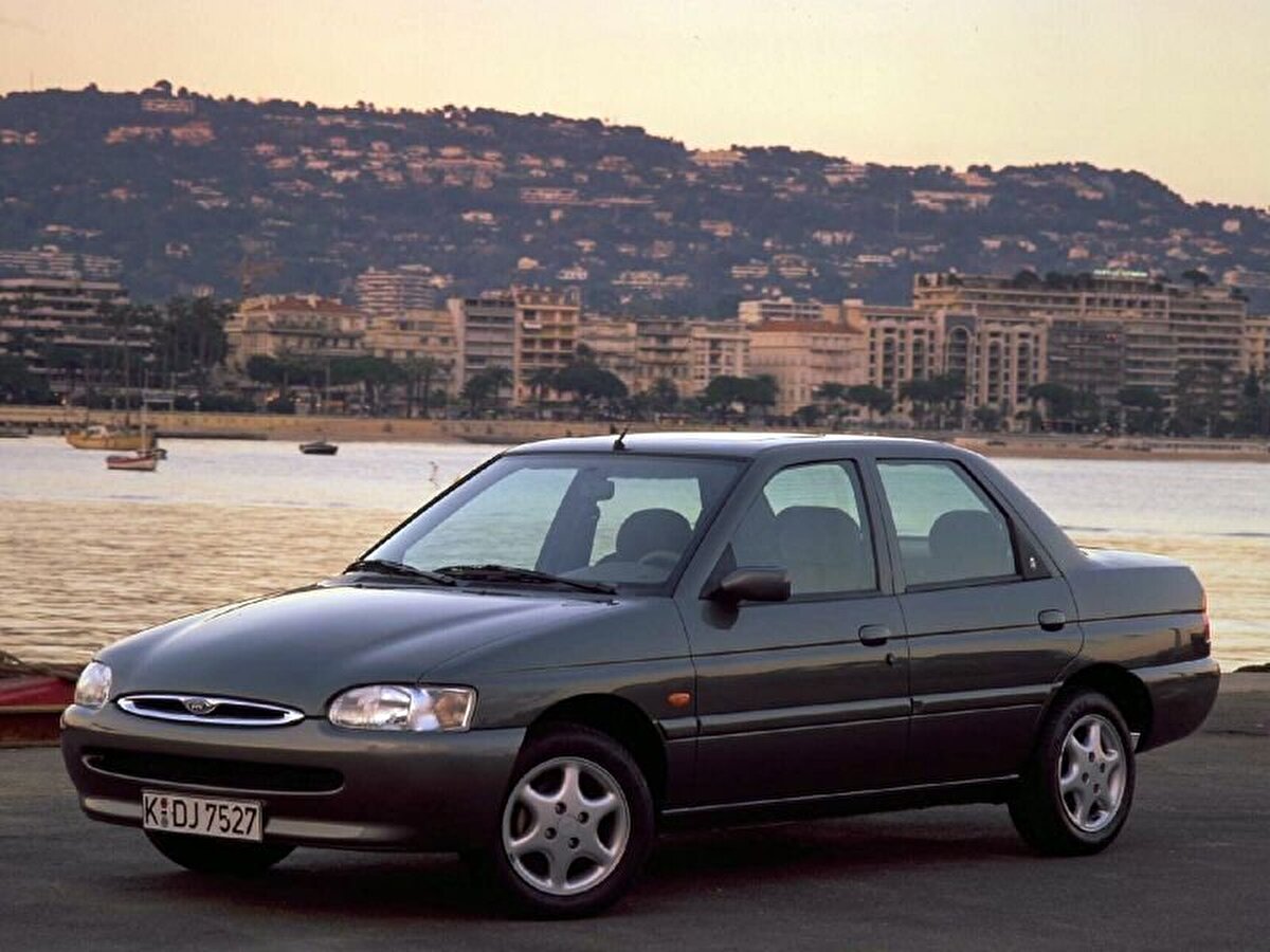 FORD ESCORT  |  20 MİLYON<br><br> <br><br>1968 | ABD