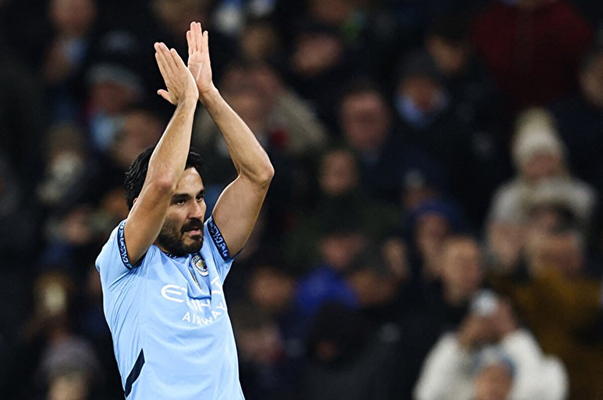 Bu sezon Manchester City'de 50 maça çıkan İlkay Gündoğan 3 gol atarken 7 kez de asist yaptı. İlkay'ın City ile 1 yıl daha sözleşmesi bulunuyor.<br>