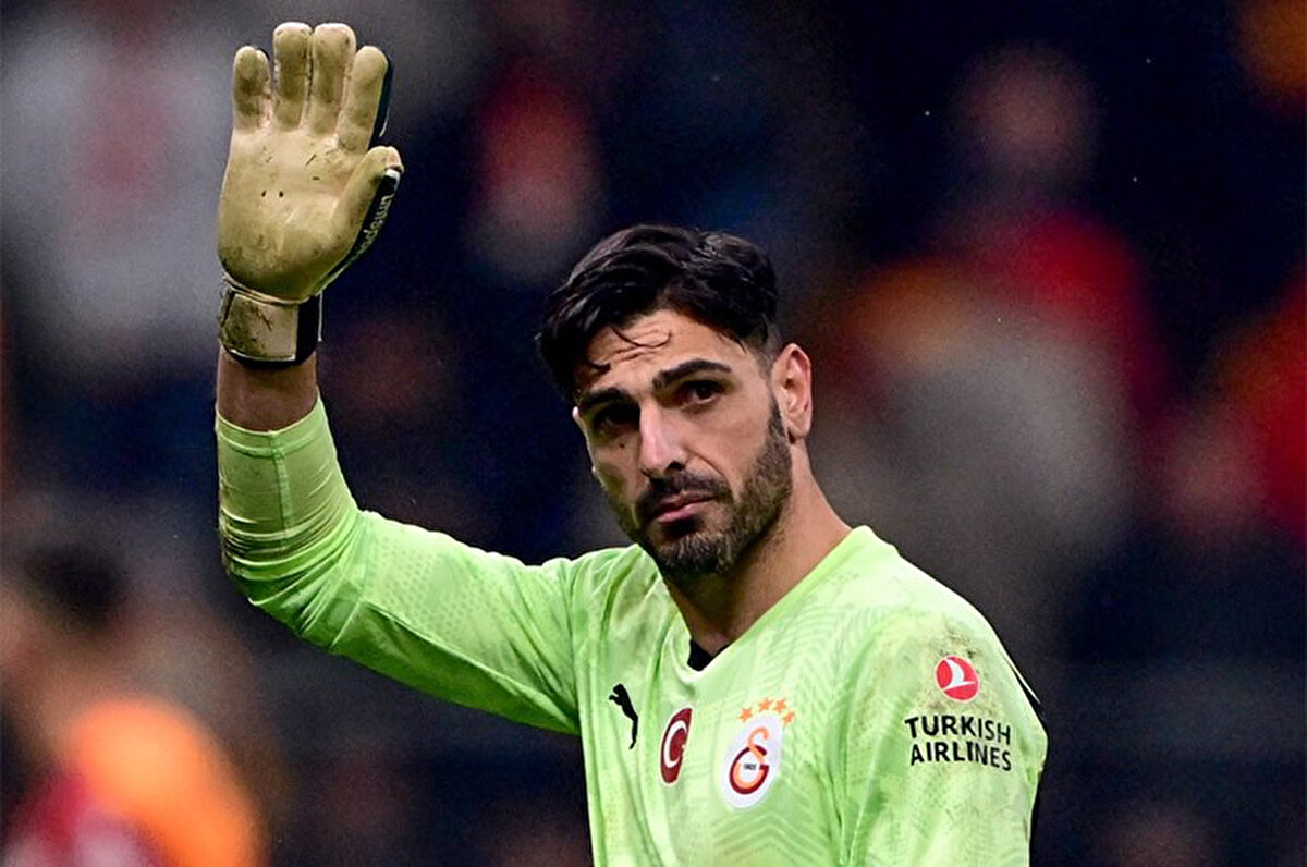 Galatasaray'da Muslera sonrası eldivenleri kimin takacağı soru işareti. Kaleci transferi yapacak olan sarı-kırmızılılardan Günay Güvenç hamlesi de gelecek.<br>