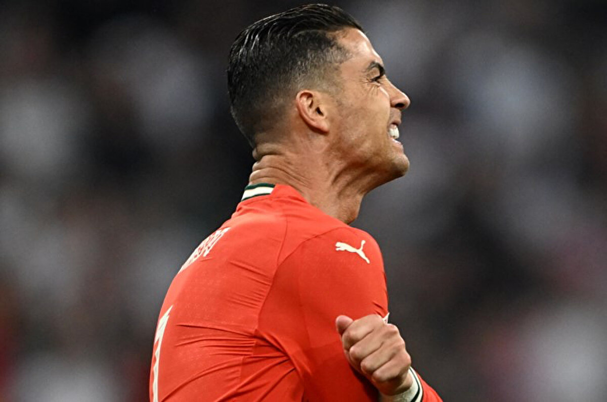 Geride bıraktığımız sezon Al Nassr forması giyen Cristiano Ronaldo, 41 maçta 35 gol ve 4 asistlik performans gösterdi. Cristiano Ronaldo, Almanya maçında fileleri havalandırarak kariyerinin 937. golünü attı.<br>