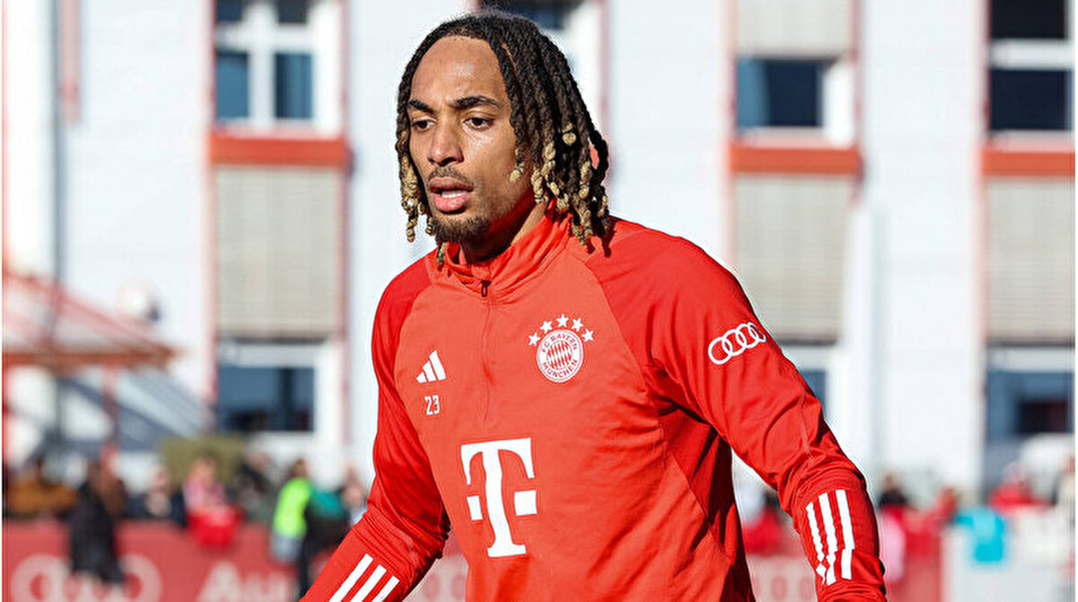 Ocak 2024’te 30 milyon euro sabit ücret ve 5 milyon euro bonus karşılığında Bayern Münih’e transfer olan Boey, bu transferle Türk futbol tarihinin en pahalı satışlarından biri olmuştu.<br>