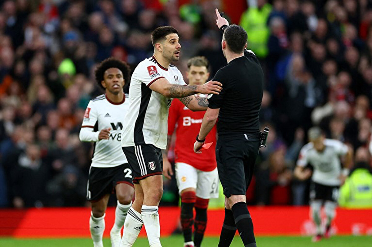 Fenerbahçe'nin de transfer gündeminde olduğu ileri sürülen Suudi Arabistan takımı Al Hilal'in santraforu Aleksandar Mitrovic'in geleceğiyle ilgili olarak, Sırp golcünün menajerlik şirketinden önemli bir açıklama geldi.<br>