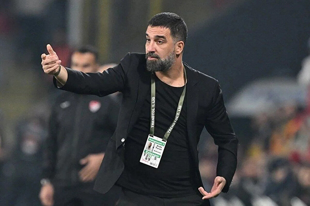 İsmail Yüksek'in de Arda Turan faktörü nedeniyle transfere sıcak baktığı belirtildi.<br><br>