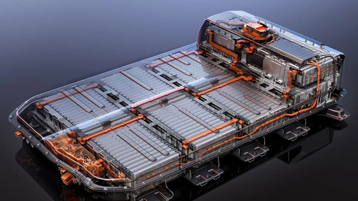 Elektrikli ve hibrit modellere yönelişin hızlandığı bu dönemde, özellikle içten yanmalı motorlu araçlar daha fazla etkileniyor. İşte 2026 yılında yollarla vedalaşacak modellerin listesi: