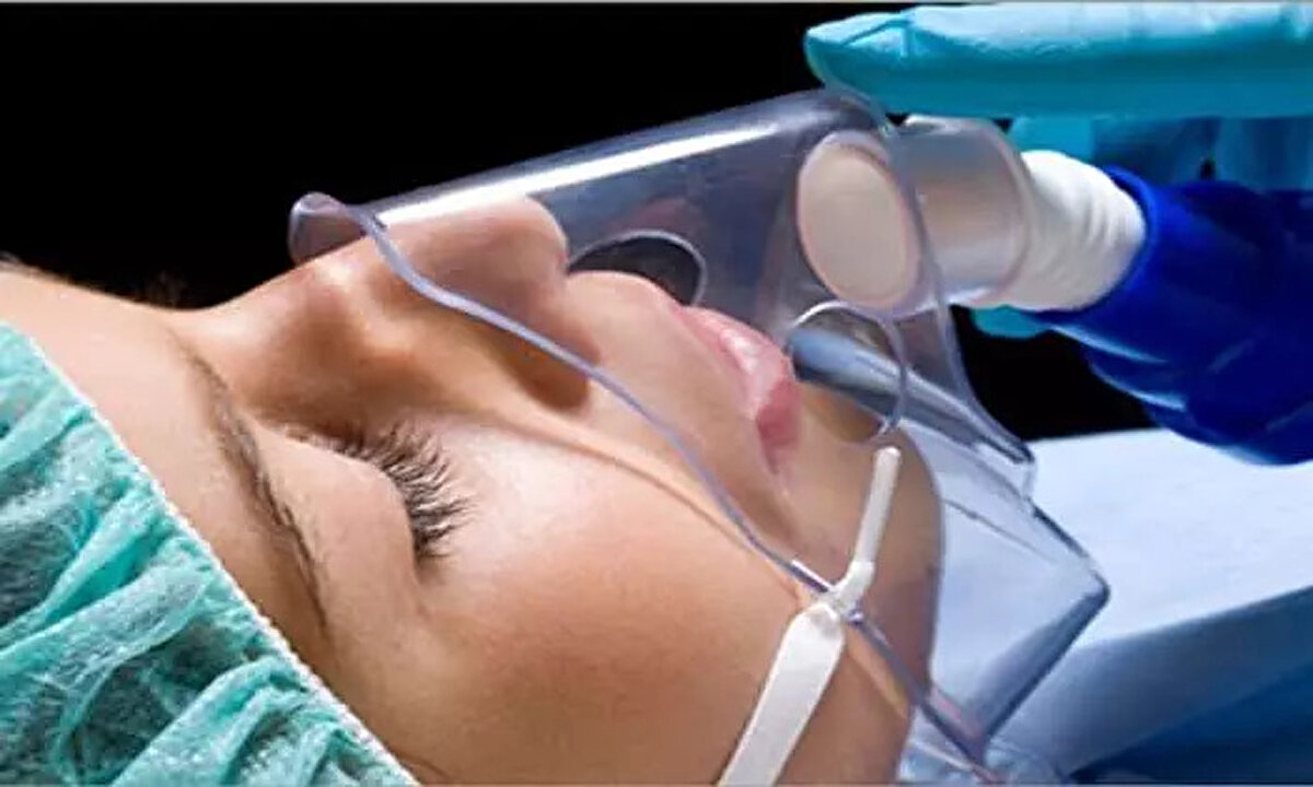 ANESTEZİYOLOG<br><br>