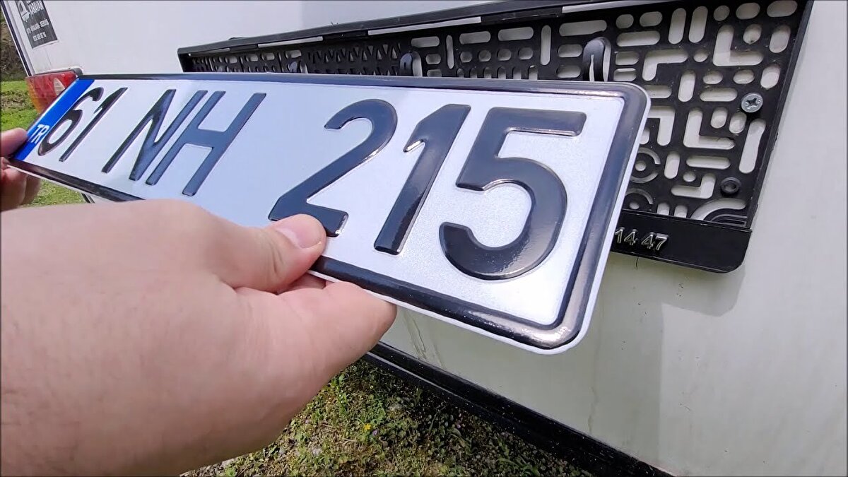 Sahte plaka kullanmanın cezası da 140 bin lira olacak.