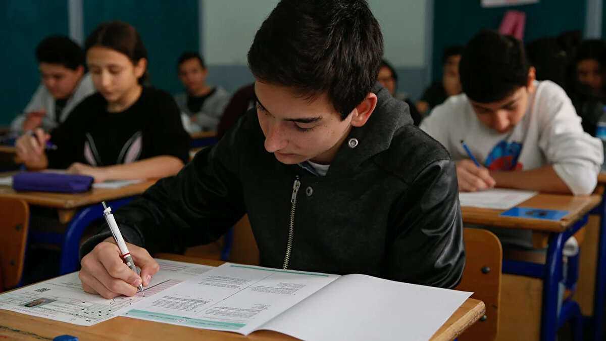 1- Sınav ne zaman yapılacak?<br><br>15 Haziran 2025