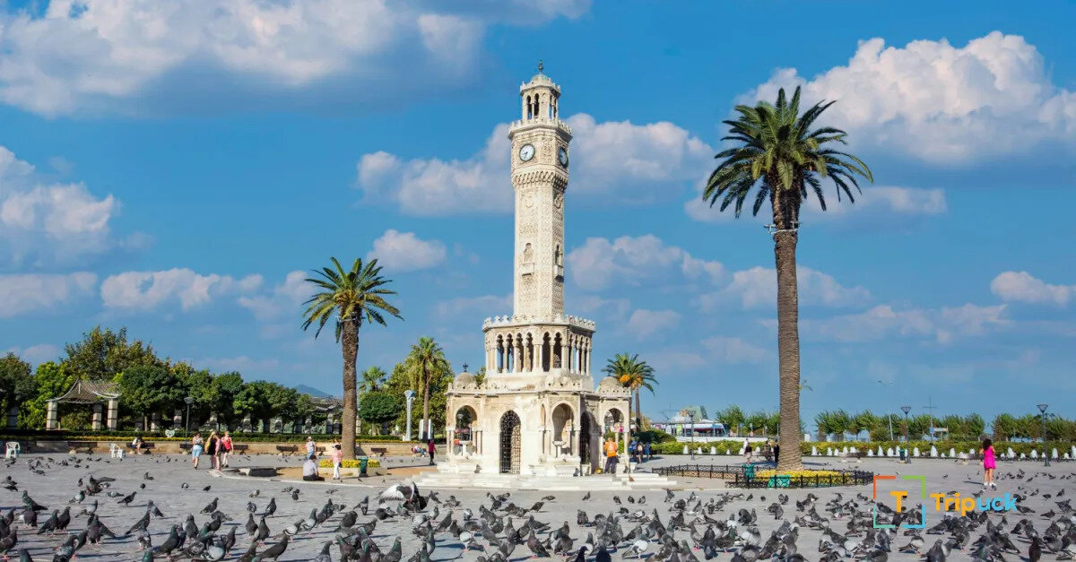 İzmir hava durumu<br><br>Pazartesi: Sıcak 21°C 35°C<br><br>Salı: Sıcak 19°C 36°C<br><br>Çarşamba: Sıcak 21°C 37°C<br><br>Perşembe: Sıcak 22°C 37°C