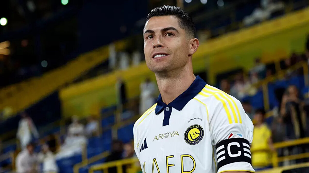 Al Nassr ile sözleşmesi sona eren Cristiano Ronaldo'nun başka bir takıma imza atacağı konuşuluyordu.