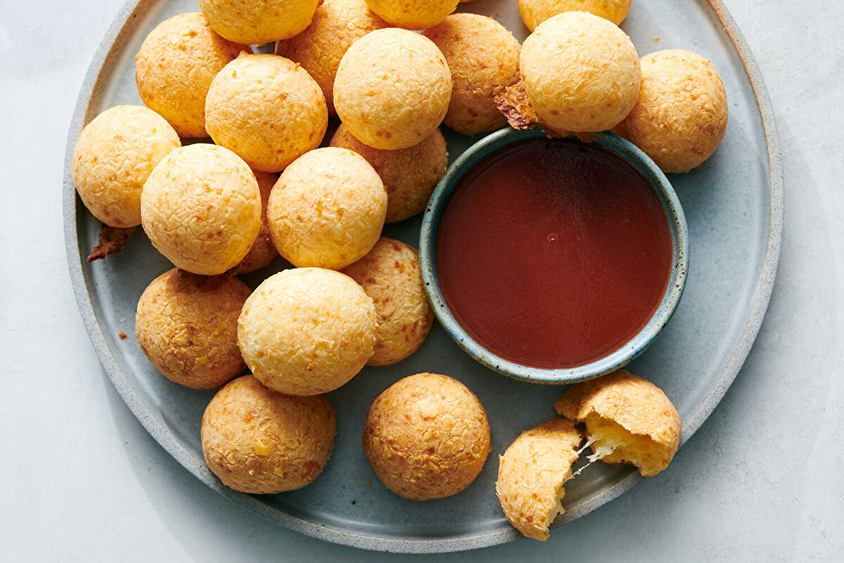 8. Pao de queijo<br>Brezilya - 4.5 puan