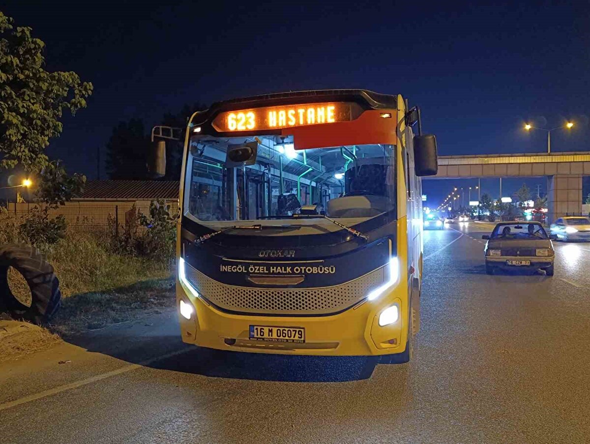 Yaralı kaza yerine sevk edilen ambulansla İnegöl Devlet Hastanesine kaldırıldı. Yaralının sağlık durumunun ciddiyetini koruduğu öğrenildi. Otobüs şoförü ifadesi alınmak üzere karakola götürüldü.