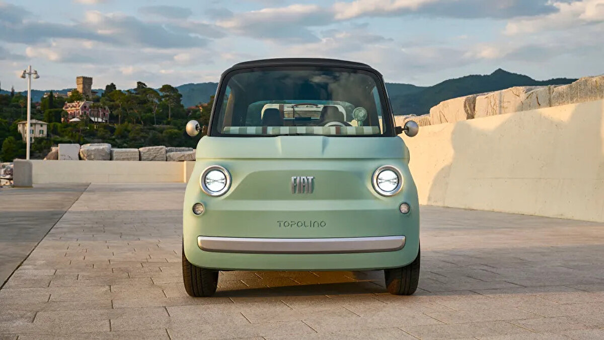 Fiat Topolino <br><br>Standard: 510.900 TL<br><br>Plus: 545.900 TL<br><br>DolceVita (Lansman): 386.900 TL