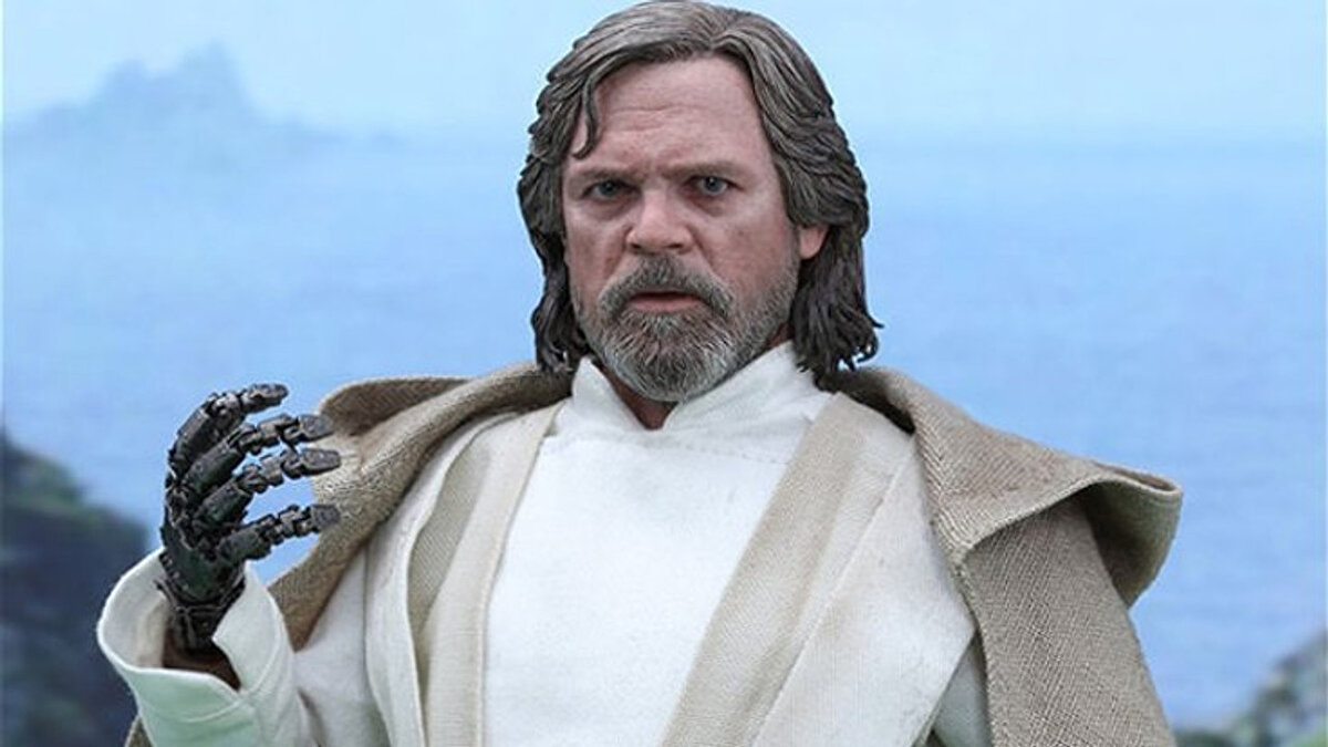 Robotik protezler<br><br>“Star Wars” serisinde Luke Skywalker’ın mekanik eli, geleceğin protez teknolojilerine dair umut vericiydi. İlk myoelektrik protezler 1960’larda geliştirildi. Bugün ise DEKA Arm gibi ileri düzey protezler, kullanıcının sinir sinyallerini okuyarak oldukça hassas ve doğal hareketler gerçekleştirebiliyor. Beyin-bilgisayar arayüzleriyle bu teknoloji daha da gelişiyor.