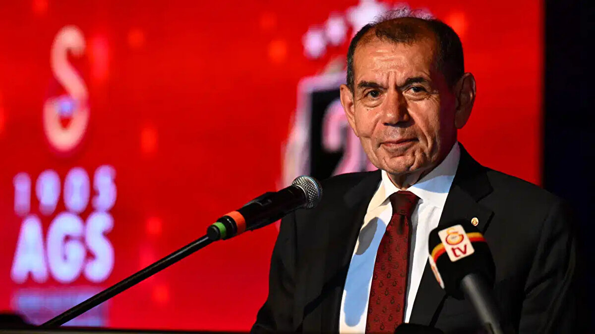 Hatta Galatasaraylı yöneticilerin bu oyuncu için 'Fenerbahçe'ye hayırlı olsun' dediği iddia edilmişti.