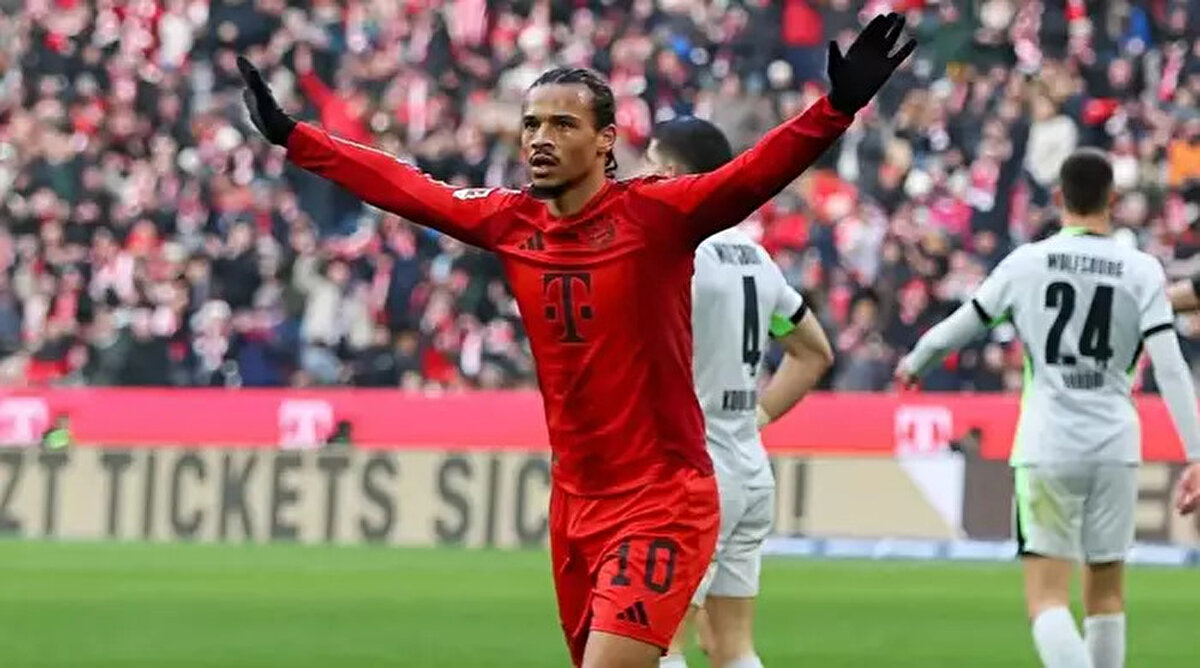 Florian Plettenberg <br><br>"Leroy Sane, Galatasaray’la anlaşmaya vardı. Son detaylar İstanbul’da görüşülüyor. Bonservis bedelsiz transfer çok yakın."