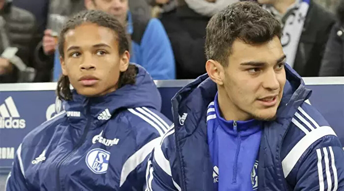 Kaan Ayhan <br><br>Leroy Sane Manchester City, Bayern Münih ve milli takımda önemli başarılara imza atan bir isim. Performansını zaten görüyoruz. Bundesliga’yı takip edenler bilir. Transferle ilgili yorum yapmak istemem ama... Önemli isimlerden biri. Bize de katkısı olur diye düşünüyorum.<br> (3 Haziran’daki sözleri)